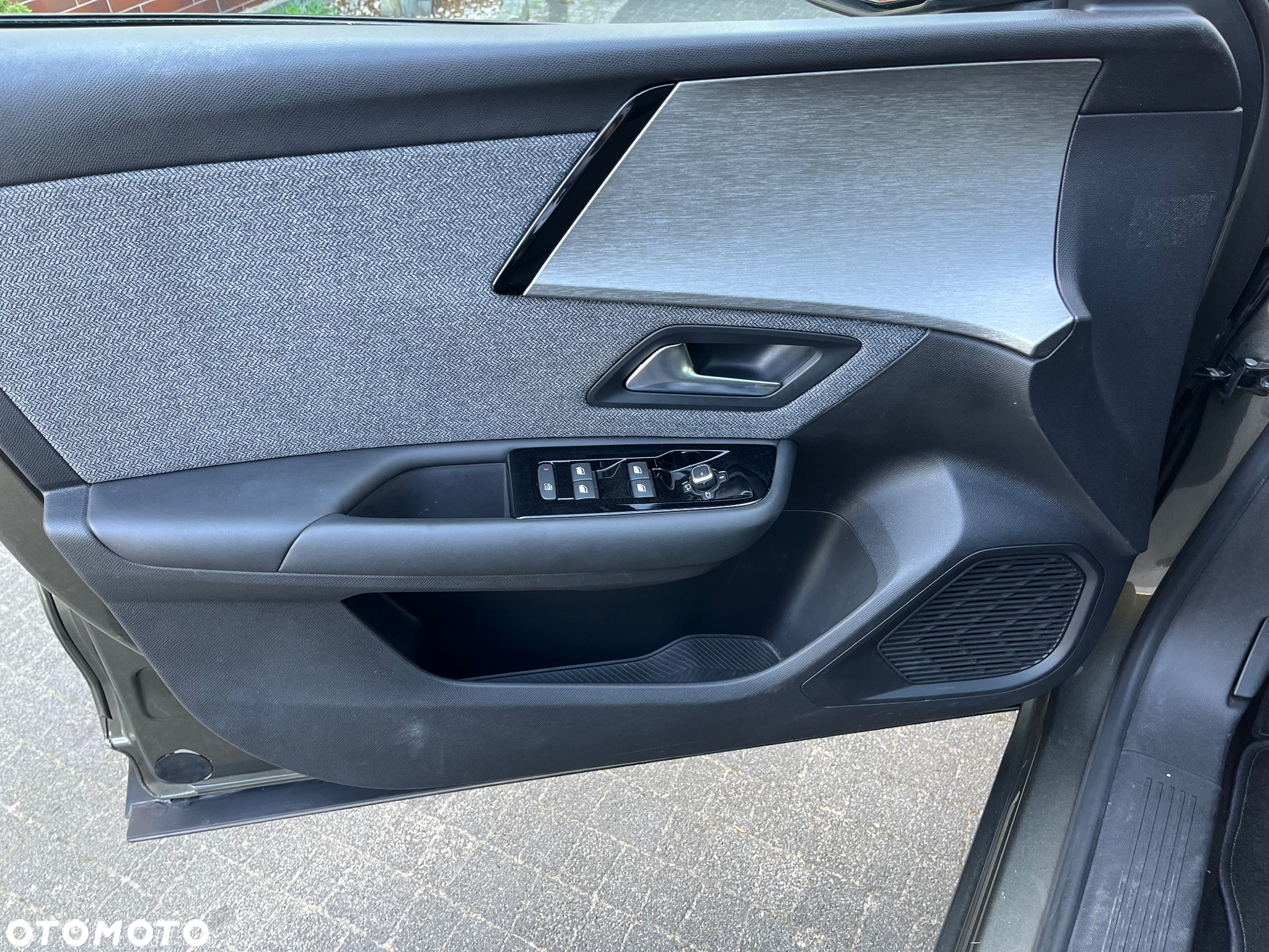 Citroën C5X 1.2 PureTech Feel Pack EAT8 - 26