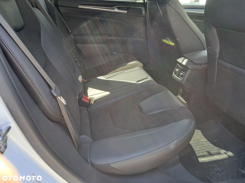 Ford Mondeo 2.0 EcoBlue Business Edition - 14