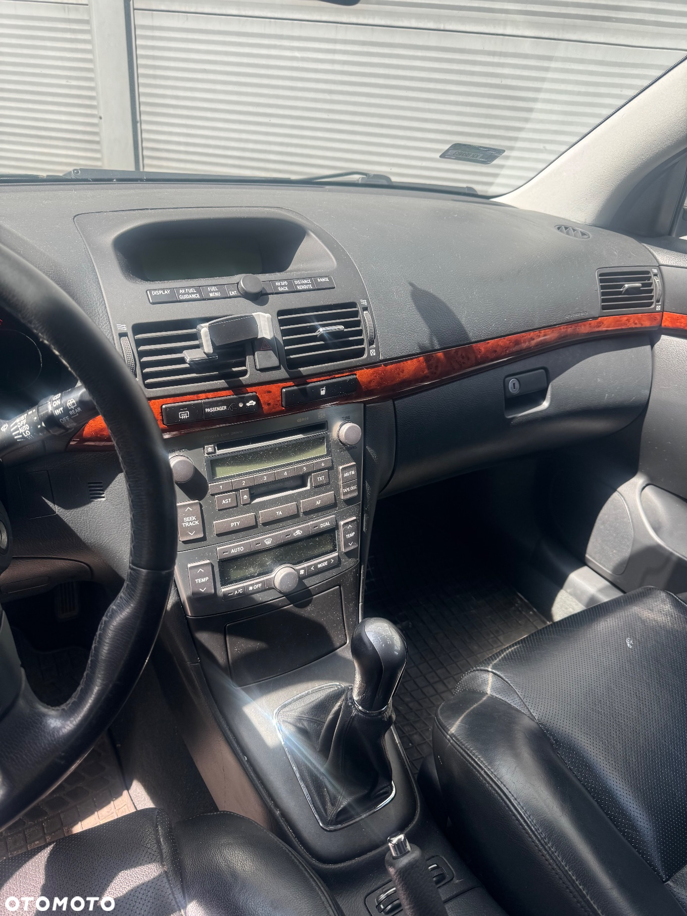 Toyota Avensis 2.0 VVT-i Prestige - 7