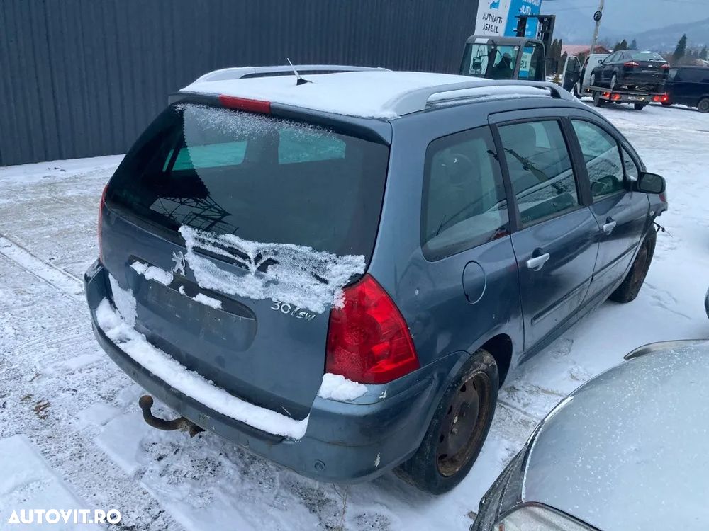 Dezmembrez Peugeot 307 2007 BREAK SW 2.0 HDI, COD MOTOR : RHR - 3