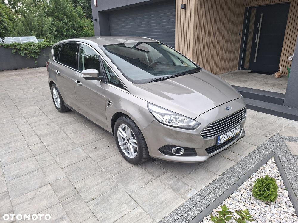 Ford S-Max - 1