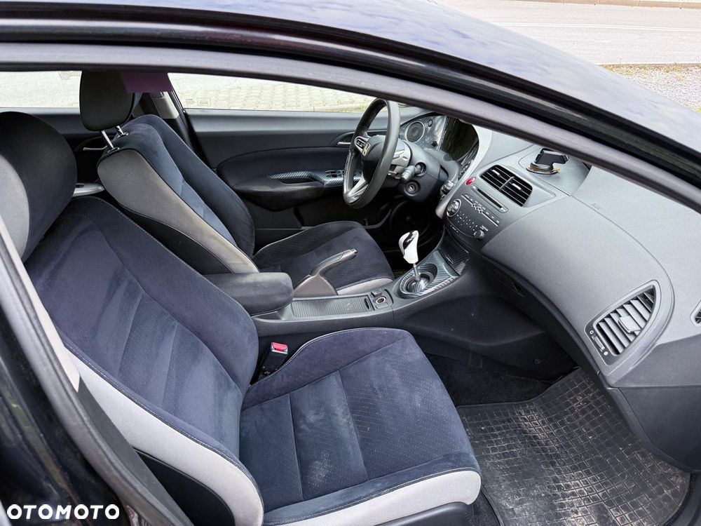 Honda Civic 1.8 Comfort - 8