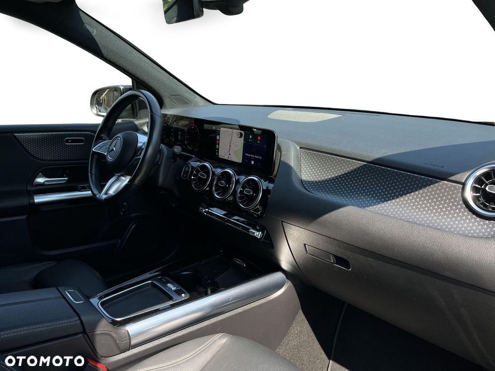 Mercedes-Benz Klasa B 220 d Progressive 8G-DCT - 39