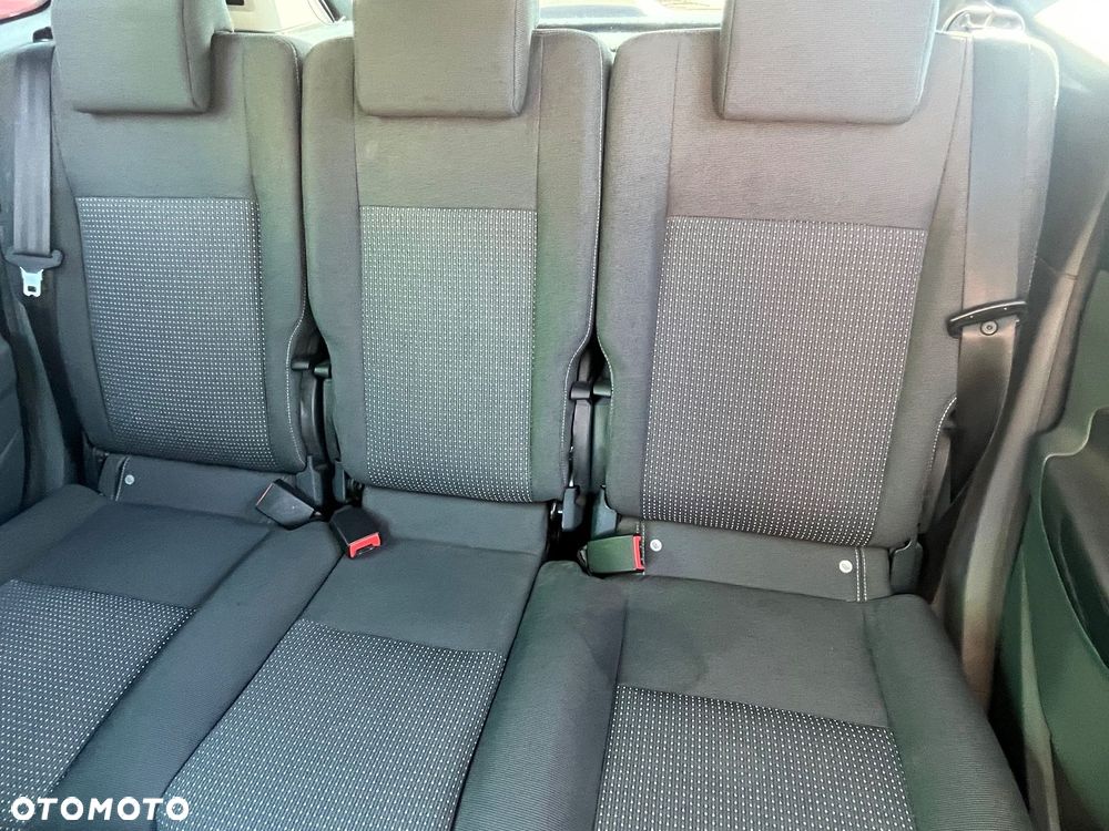 Ford C-MAX - 10