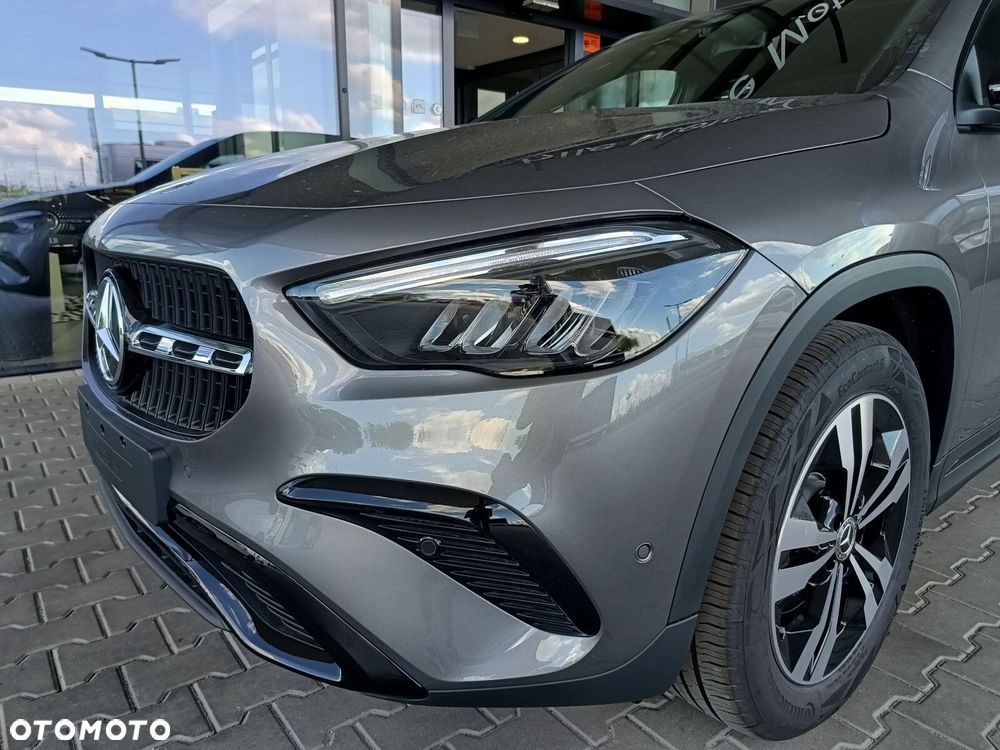 Mercedes-Benz GLA - 6