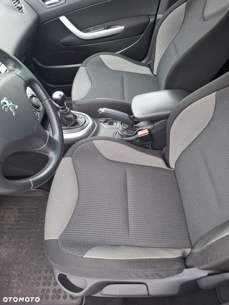 Peugeot 308 1.6 HDi Premium - 14