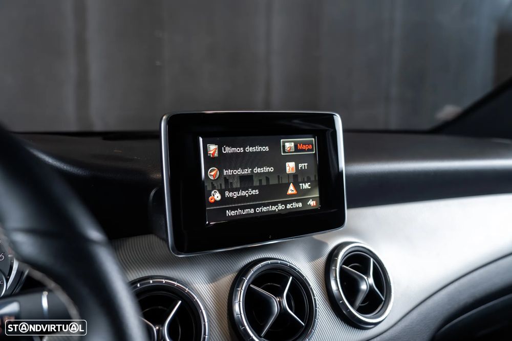 Mercedes-Benz CLA 220 CDI Urban Aut. - 16