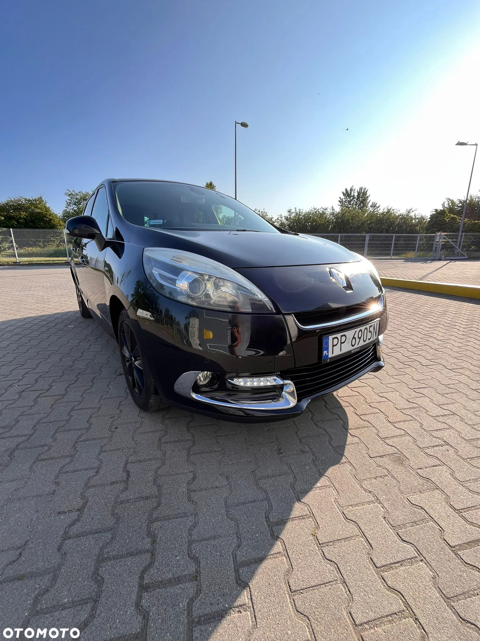 Renault Scenic ENERGY dCi 110 S&S Bose Edition - 8
