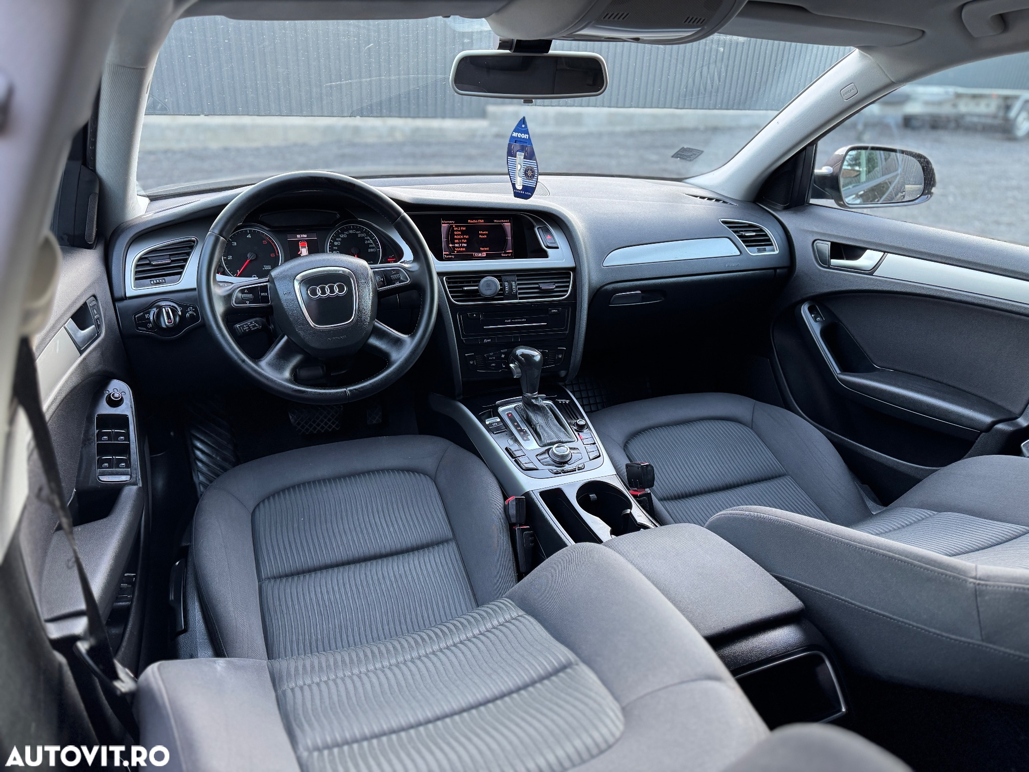 Audi A4 2.0 TDI Multitronic Avant - 9