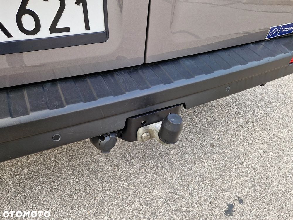 Renault Trafic Grand SpaceClass 2.0 dCi EDC - 28