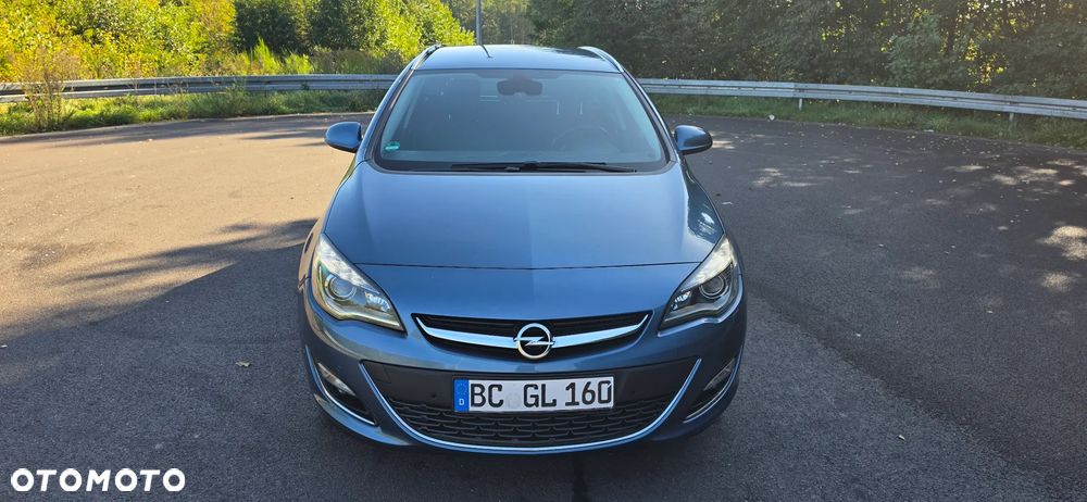Opel Astra 2.0 CDTI Cosmo - 8