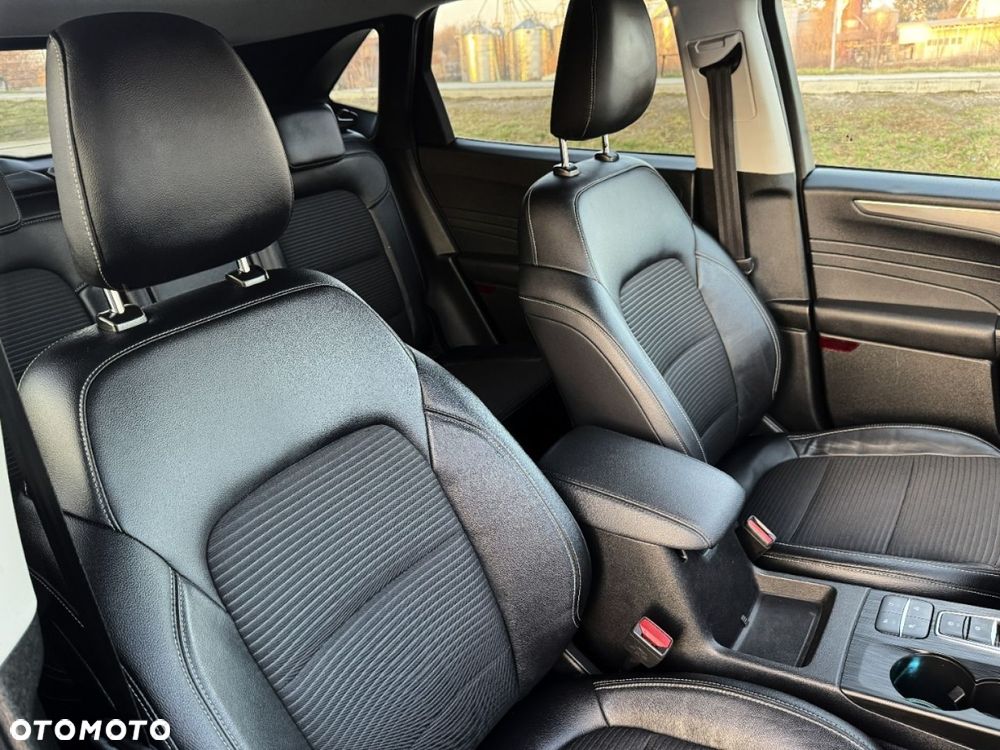 Ford Kuga 2.0 EcoBlue AWD Titanium X - 25