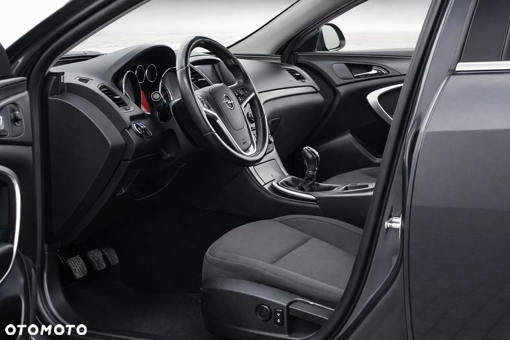 Opel Insignia 1.6 Turbo Cosmo - 10
