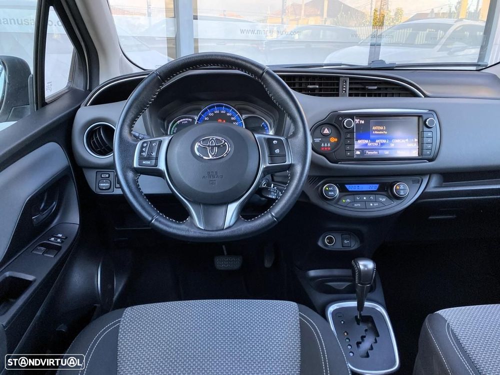 Toyota Yaris 1.5 HSD Active - 4