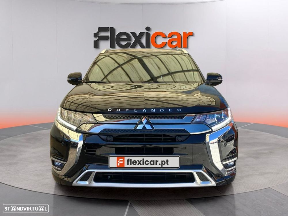 Mitsubishi Outlander 2.4 Instyle - 2