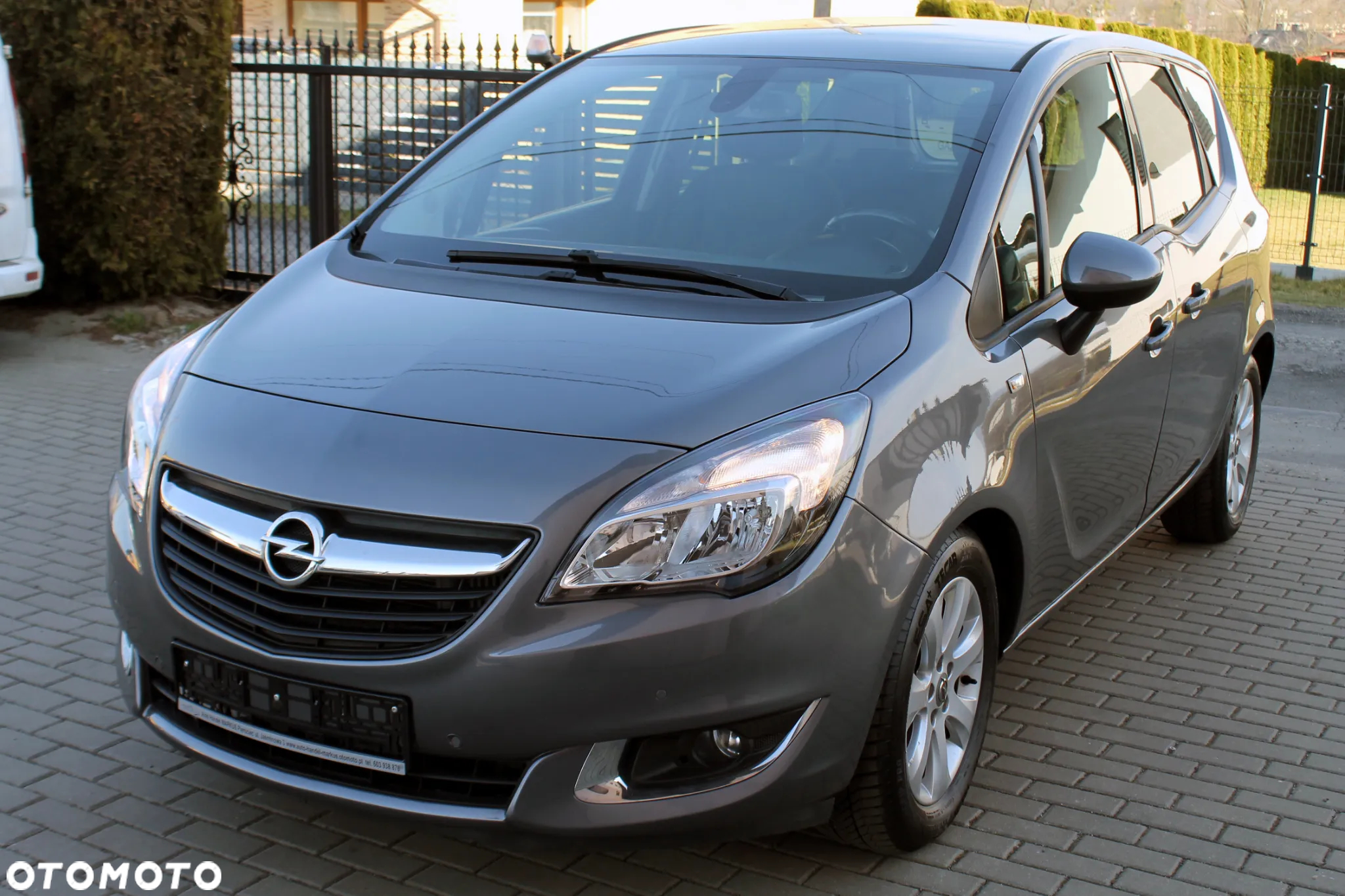 Opel Meriva 1.4 Color Edition - 2