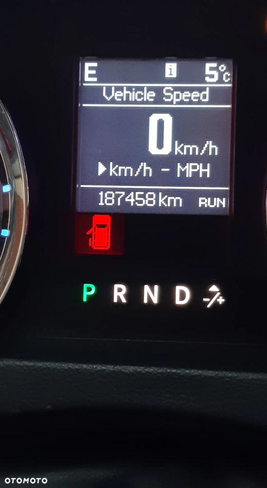 Chrysler Town & Country 3.6 Touring - 21