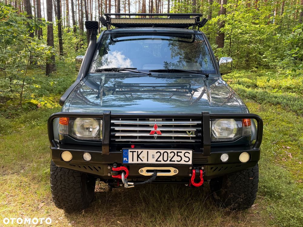 Mitsubishi Pajero - 4