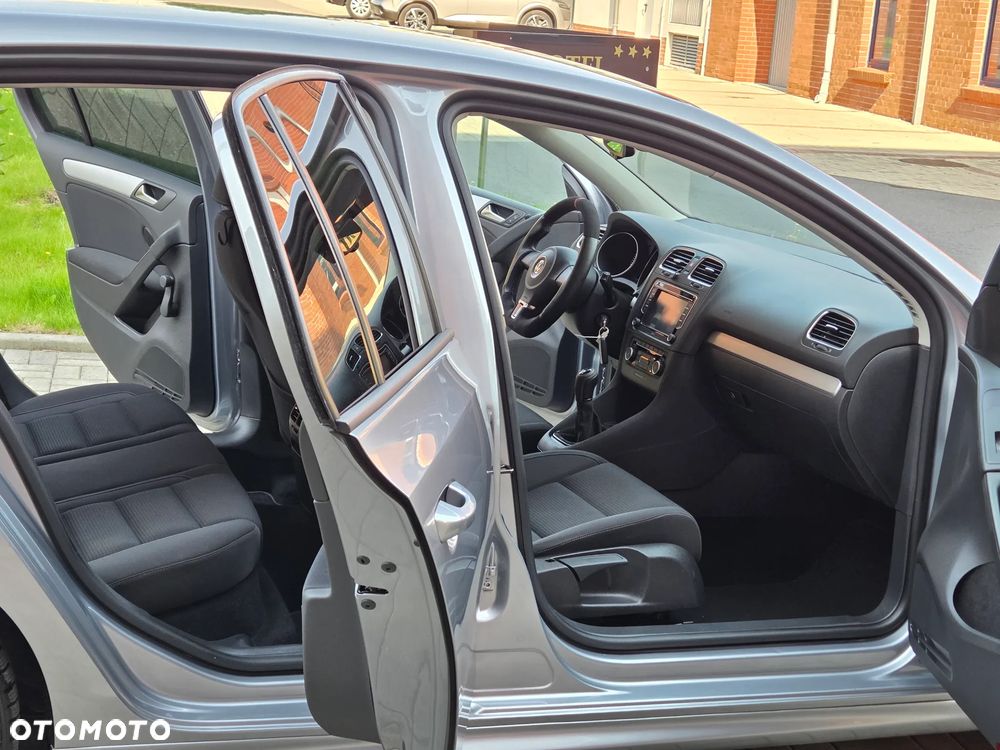 Volkswagen Golf 1.2 TSI BlueMotion Technology MATCH - 20