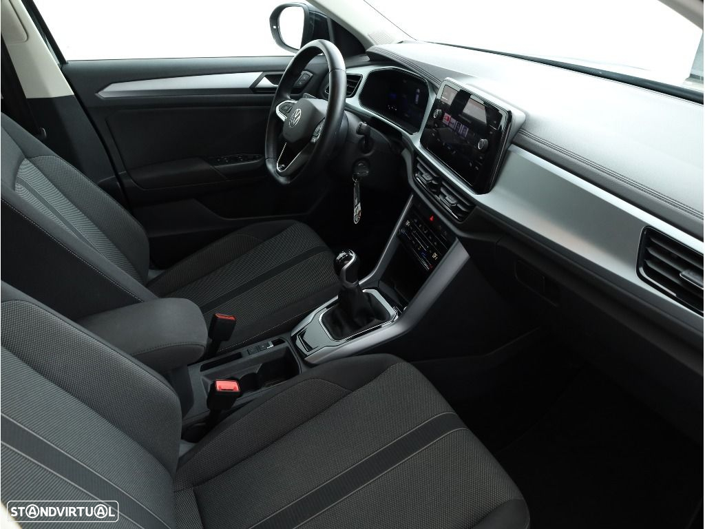 VW T-Roc 1.0 TSI Urban - 25