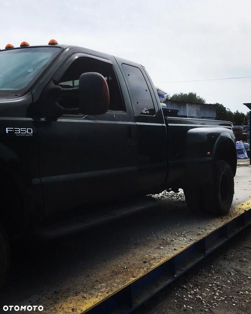 Ford F350 - 25