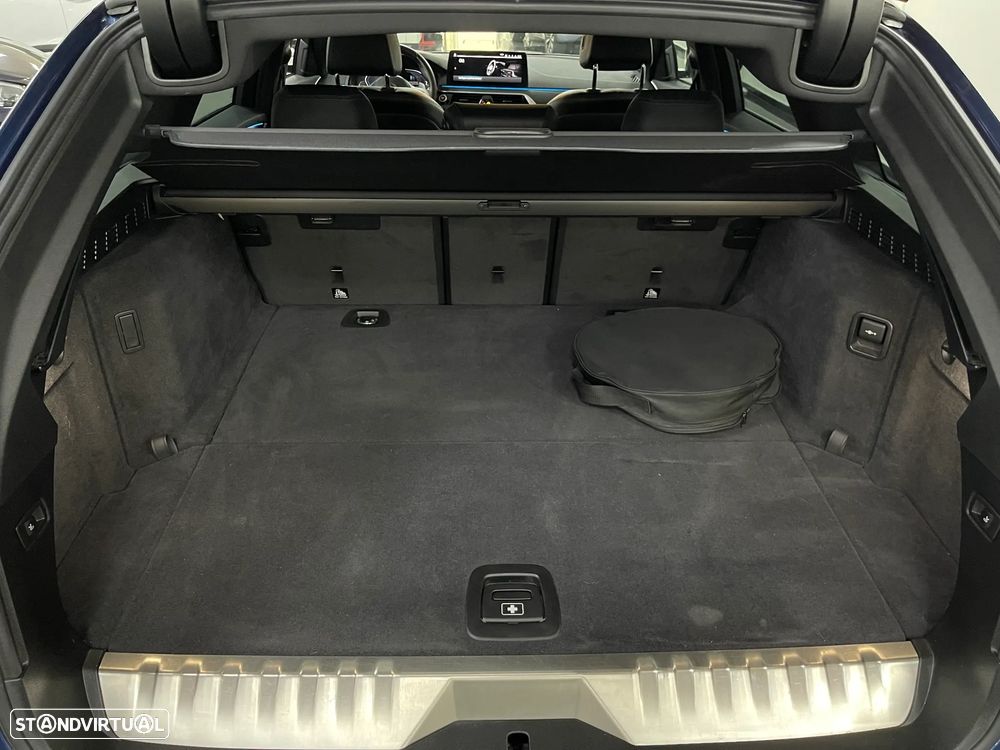 BMW 530 e Pack Desportivo M - 28
