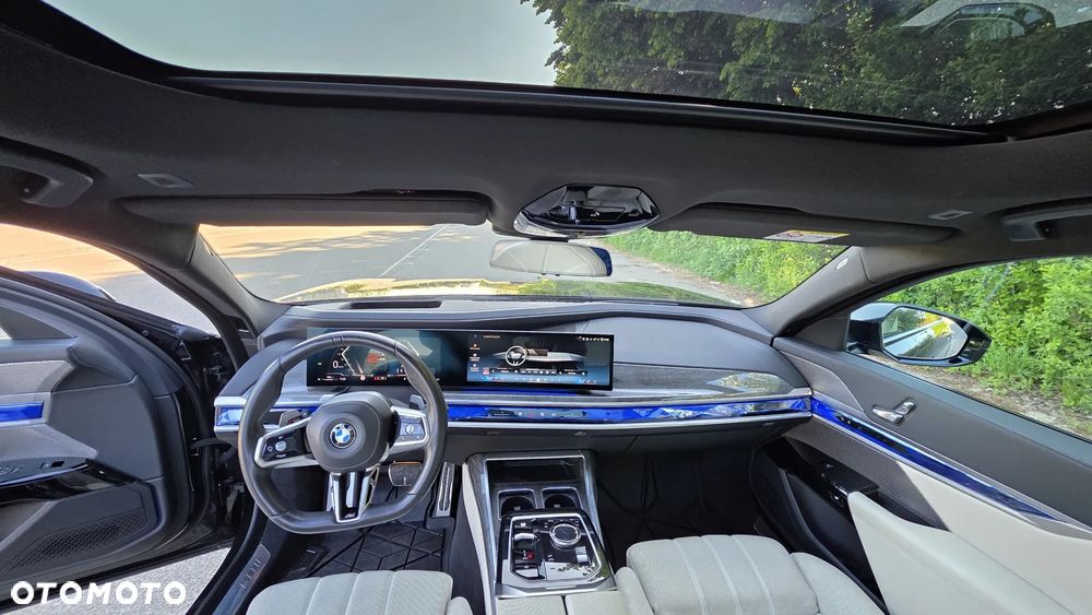 BMW Seria 7 - 8