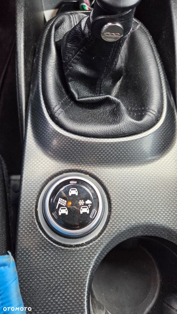 Fiat 500X 1.6 E-Torq 4x2 S&S City Cross - 27