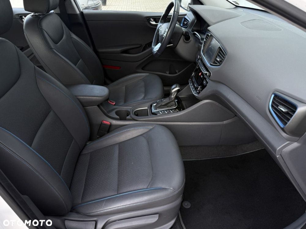 Hyundai IONIQ hybrid Premium - 30