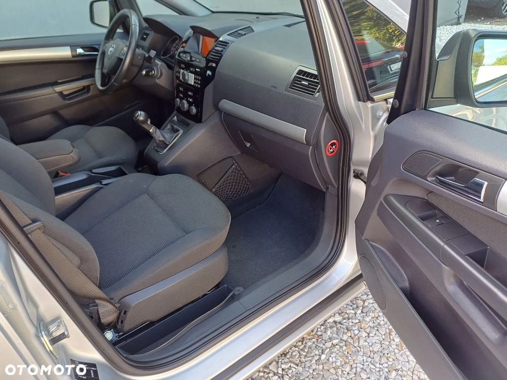 Opel Zafira 1.8 Family Plus - 13