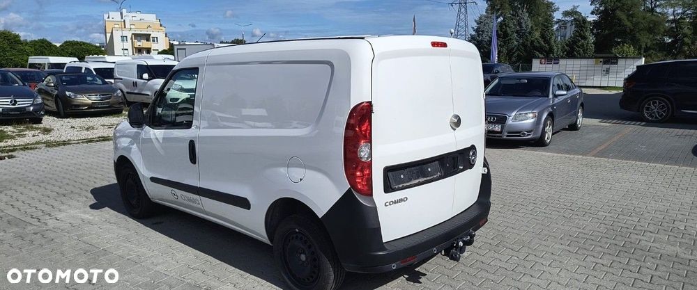 Opel COMBO - 5