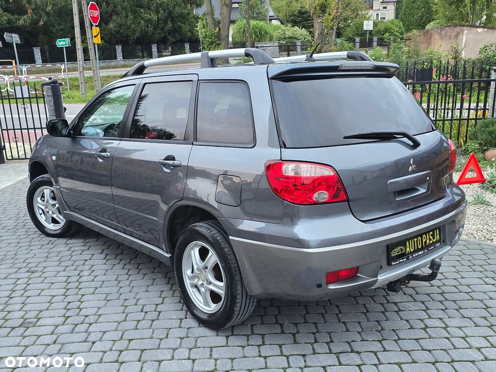 Mitsubishi Outlander 2.0 2WD Invite - 15