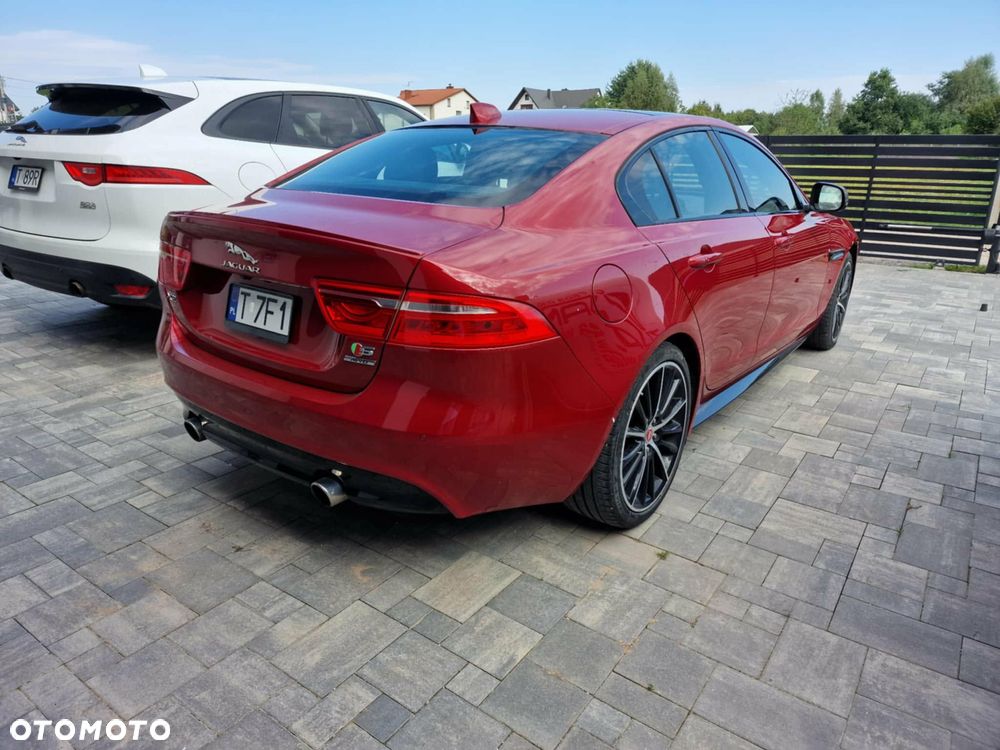 Jaguar XE S - 3