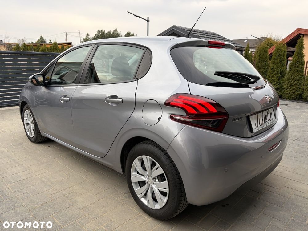Peugeot 208 PureTech 82 Stop & Start Signature - 5