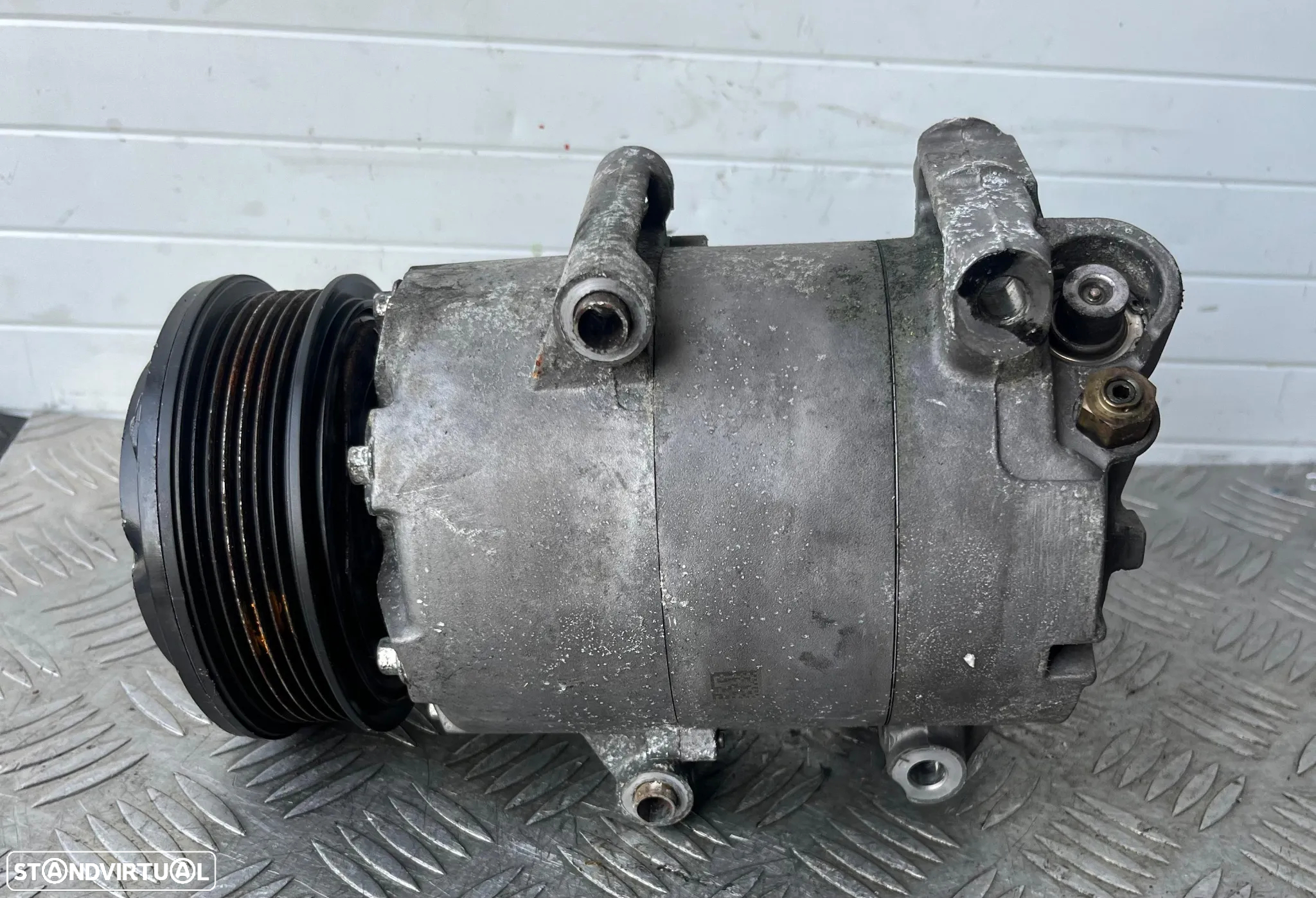 Compressor Ar Condicionado Ford Ref: AV11-19D629-AC/XVJC - 2