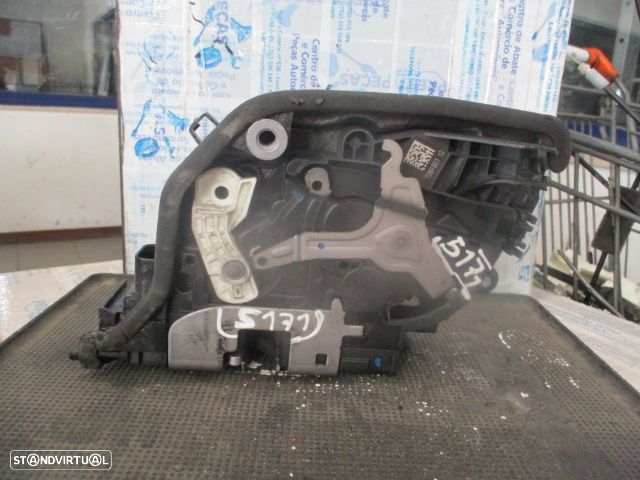 Fecho 728193112  18283810 BMW F46 SERIE 2 2019 1.5D 115CV 5P CINZA TESQ 4 PINOS - 2
