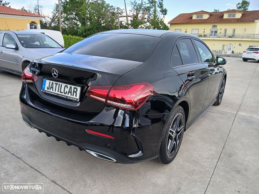 Mercedes-Benz A 250 e 8G-DCT AMG Line - 9