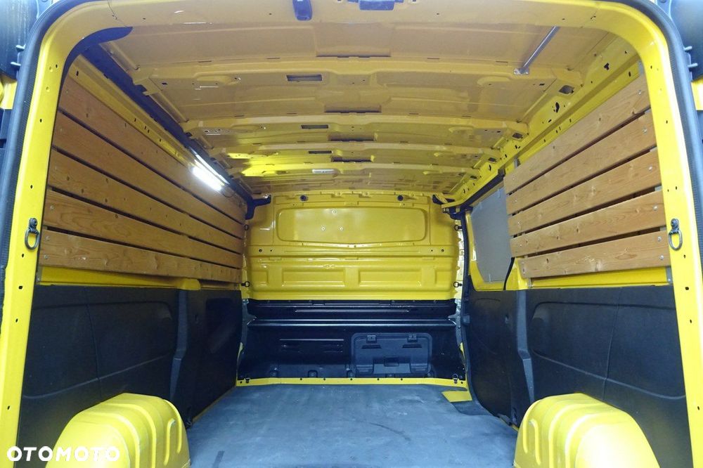 Renault Trafic - 10