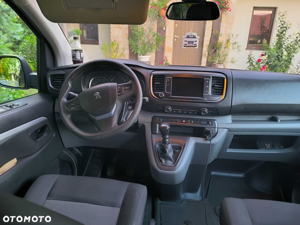 Peugeot Expert - 8