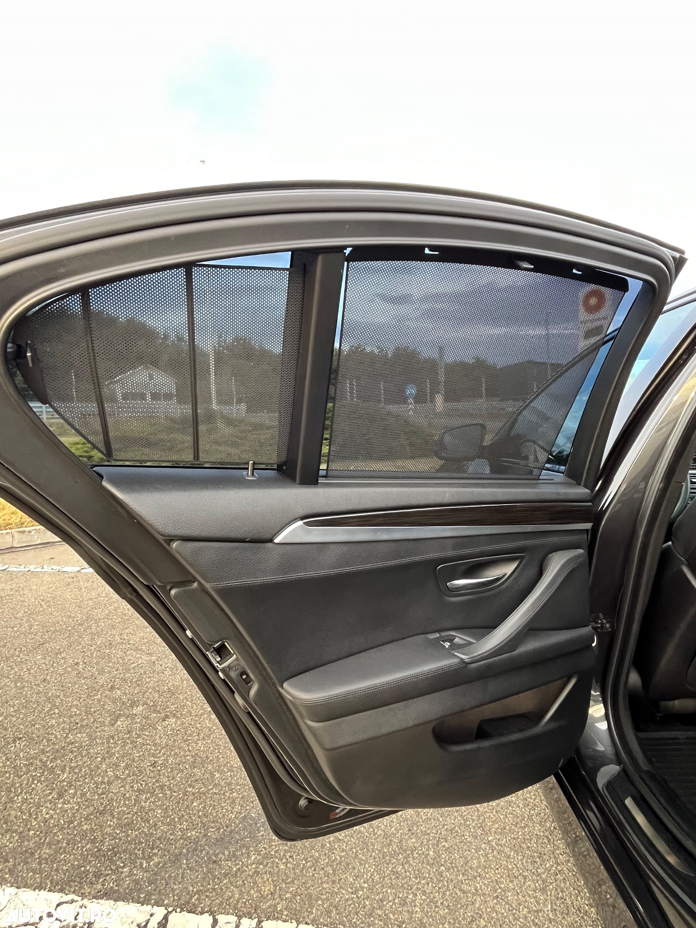 BMW Seria 5 530d xDrive - 12