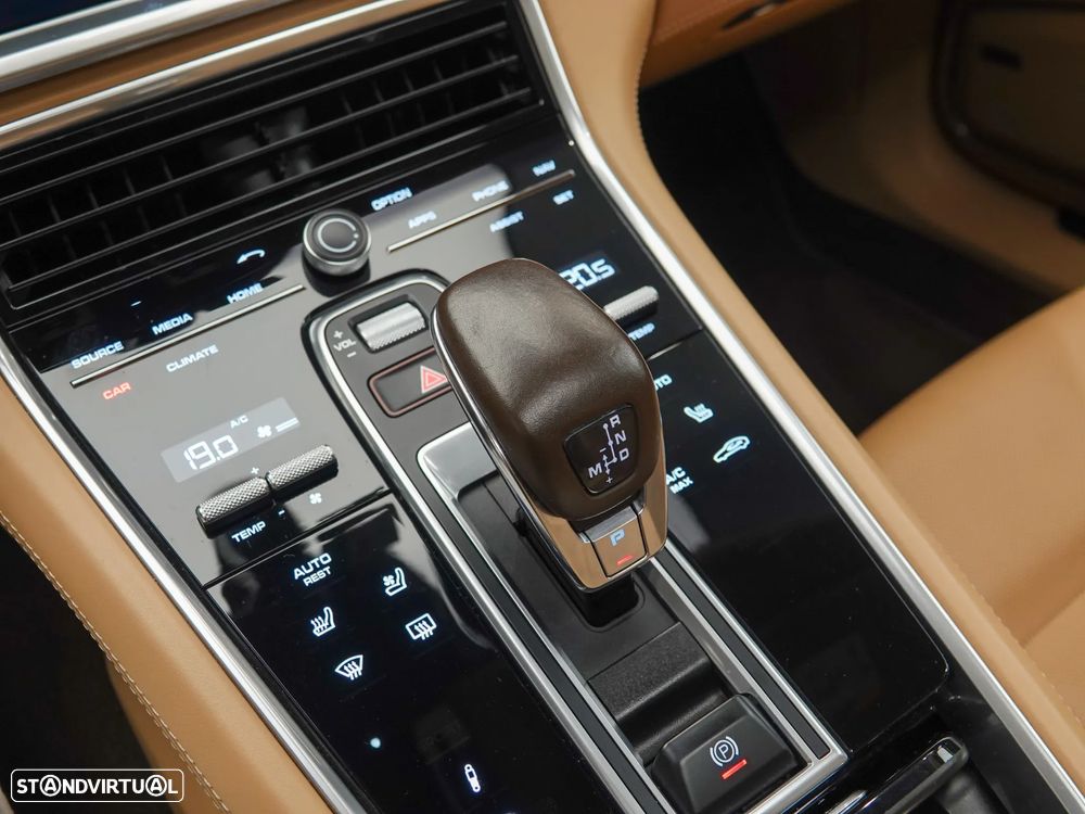 Porsche Panamera Sport Turismo Turbo - 27
