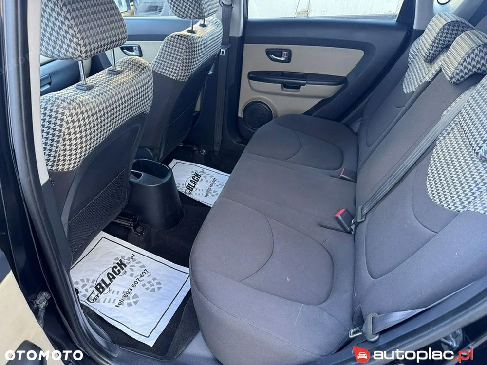 Kia Soul - 17