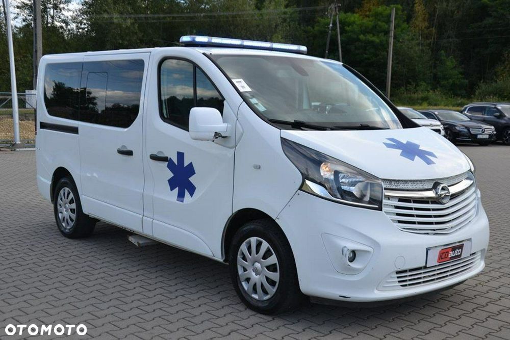 Opel Vivaro - 1