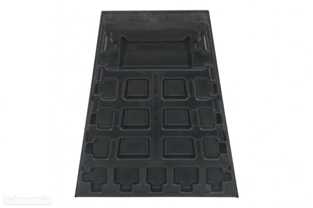 Grelha Capô Mercedes G W463 (1989 a 2017) C197 - 4