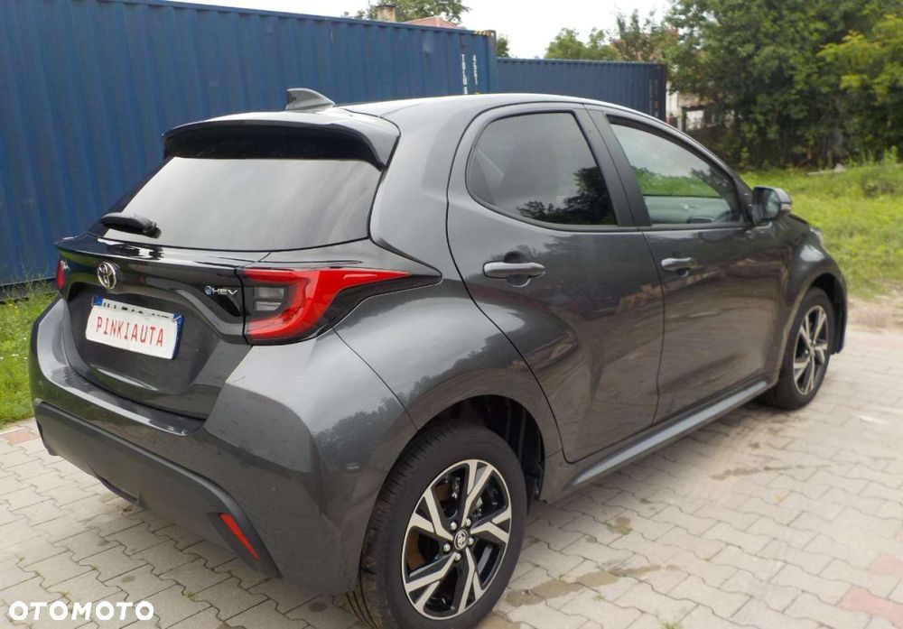Toyota Yaris - 11