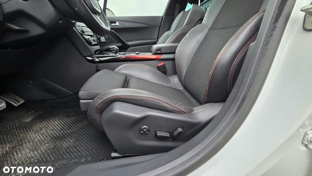 Peugeot 508 RXH Hybrid4 - 29