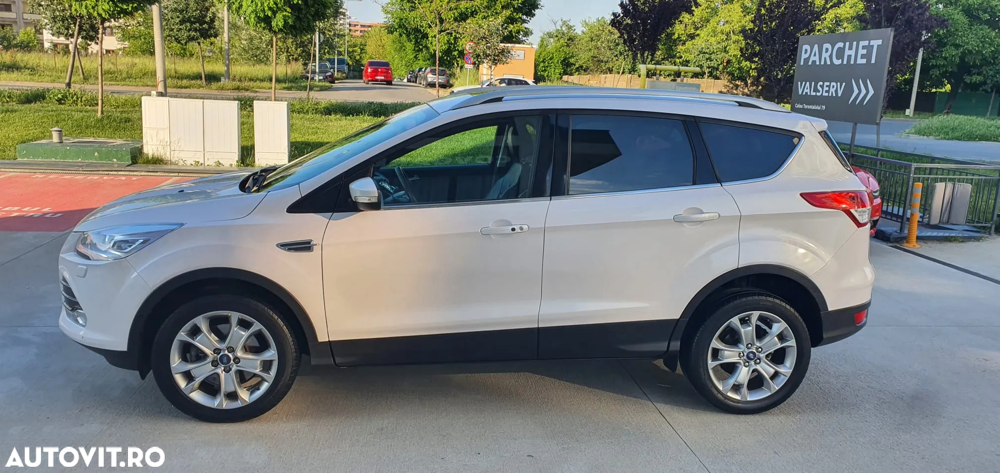 Ford Kuga - 15