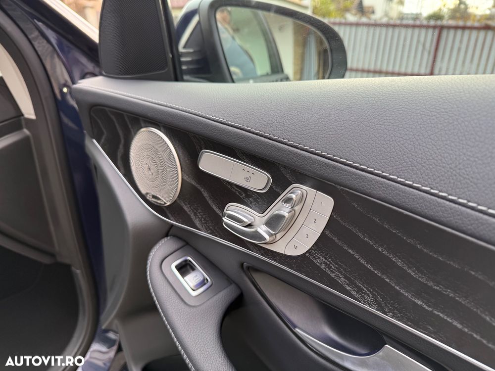 Mercedes-Benz GLC 220 d 4Matic 9G-TRONIC Exclusive - 33