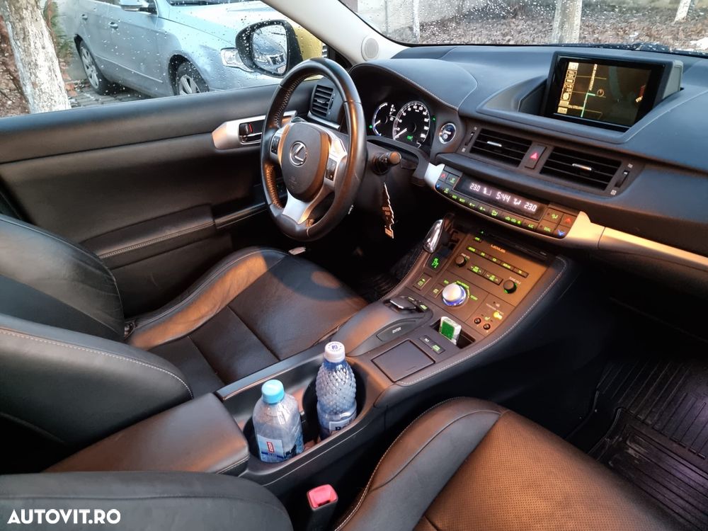 Lexus CT 200h Aut. Eco - 9