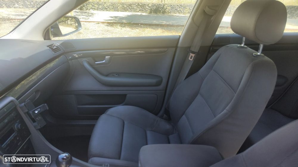 Audi A4 Avant 1.9 TDI m5 Sport - 6